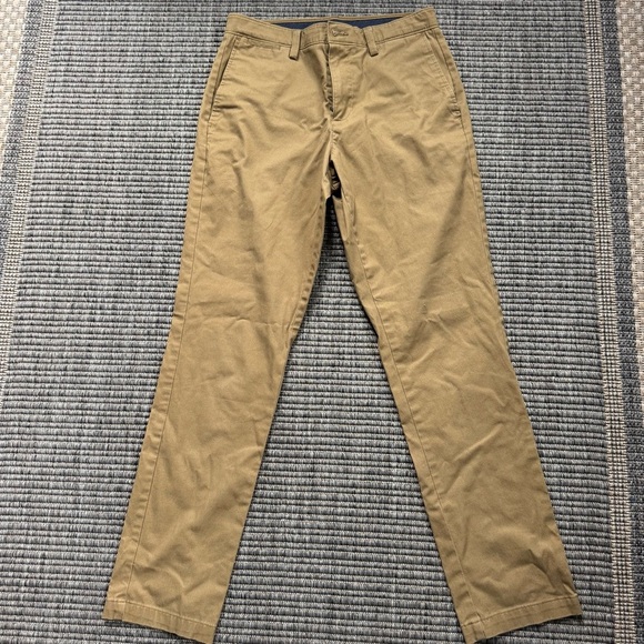 Croft & Barrow Men's Khaki Chinos - Picture 1 of 4